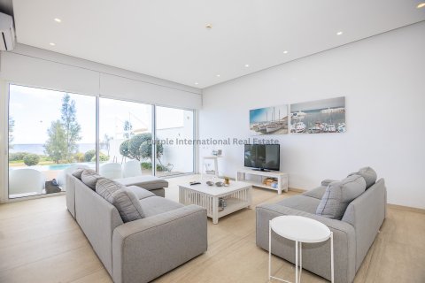 5 bedrooms Villa in Paralimni, Ammochostos,  No. 36073 7