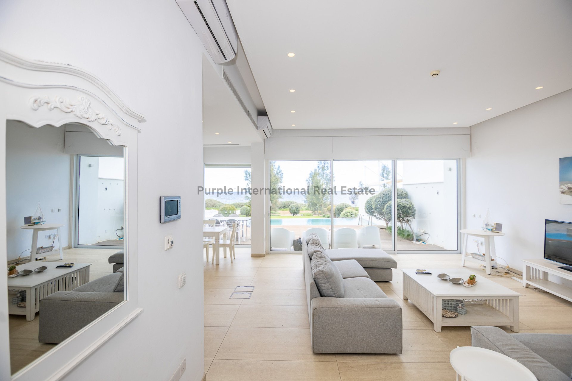 5 bedrooms Villa in Paralimni, Ammochostos, Cyprus No. 36073