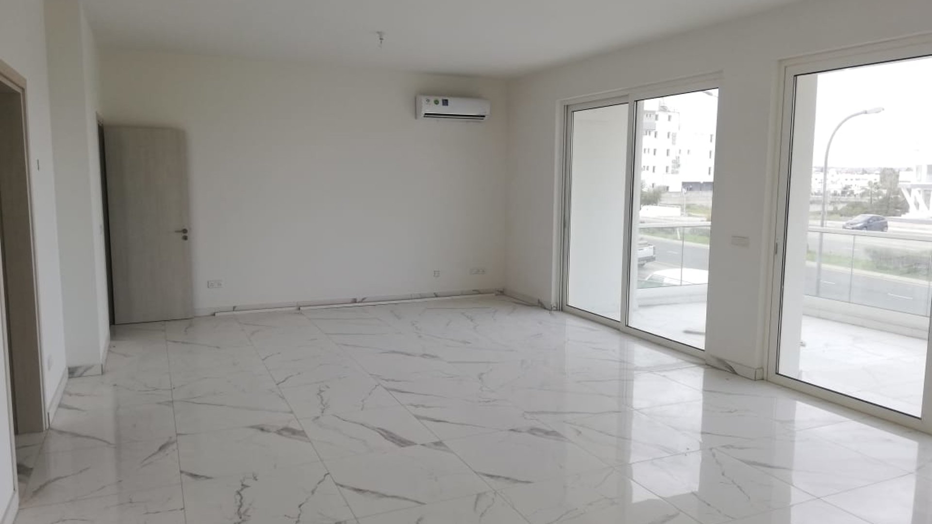 4 chambres Appartement à Larnaca, Larnaka, Chypre No. 26433