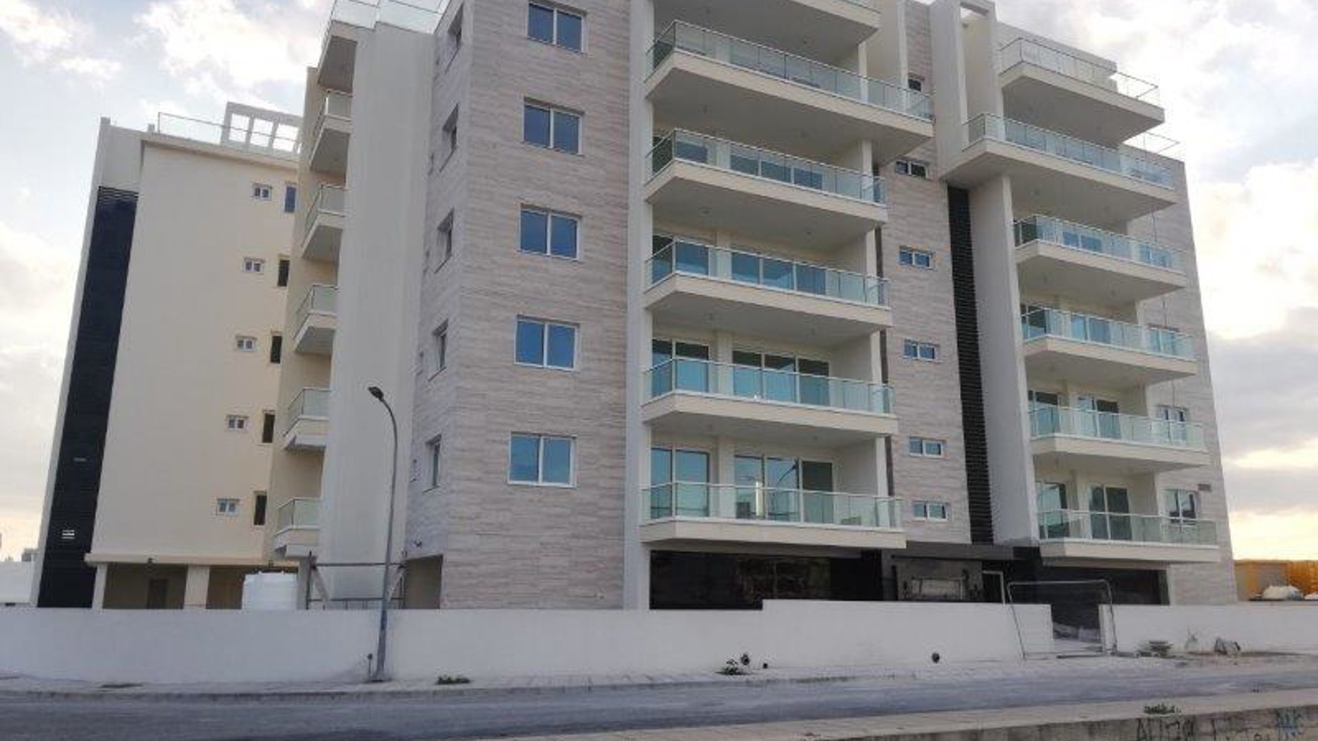 4 chambres Appartement à Larnaca, Larnaka, Chypre No. 26433