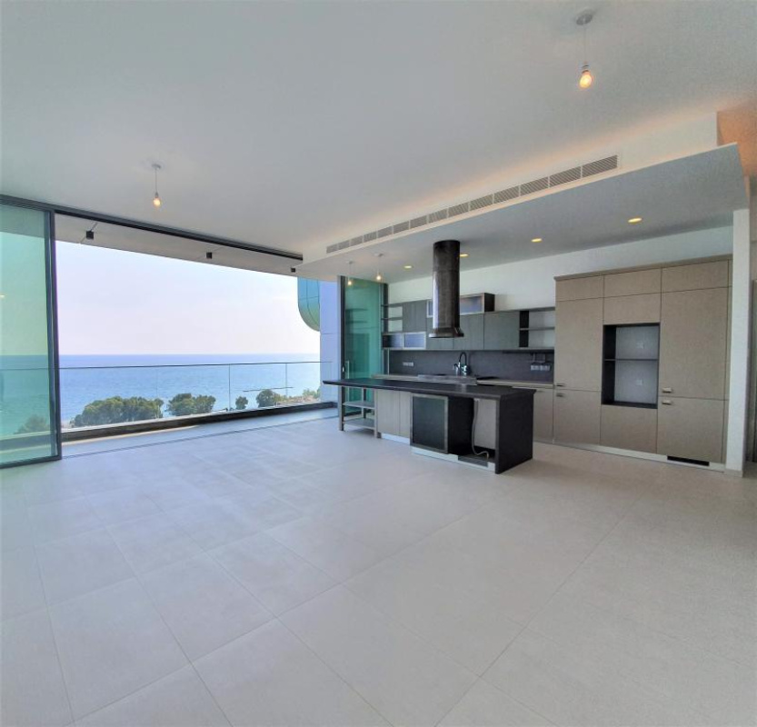 3 bedrooms Apartment in Limassol, Cyprus No. 38616