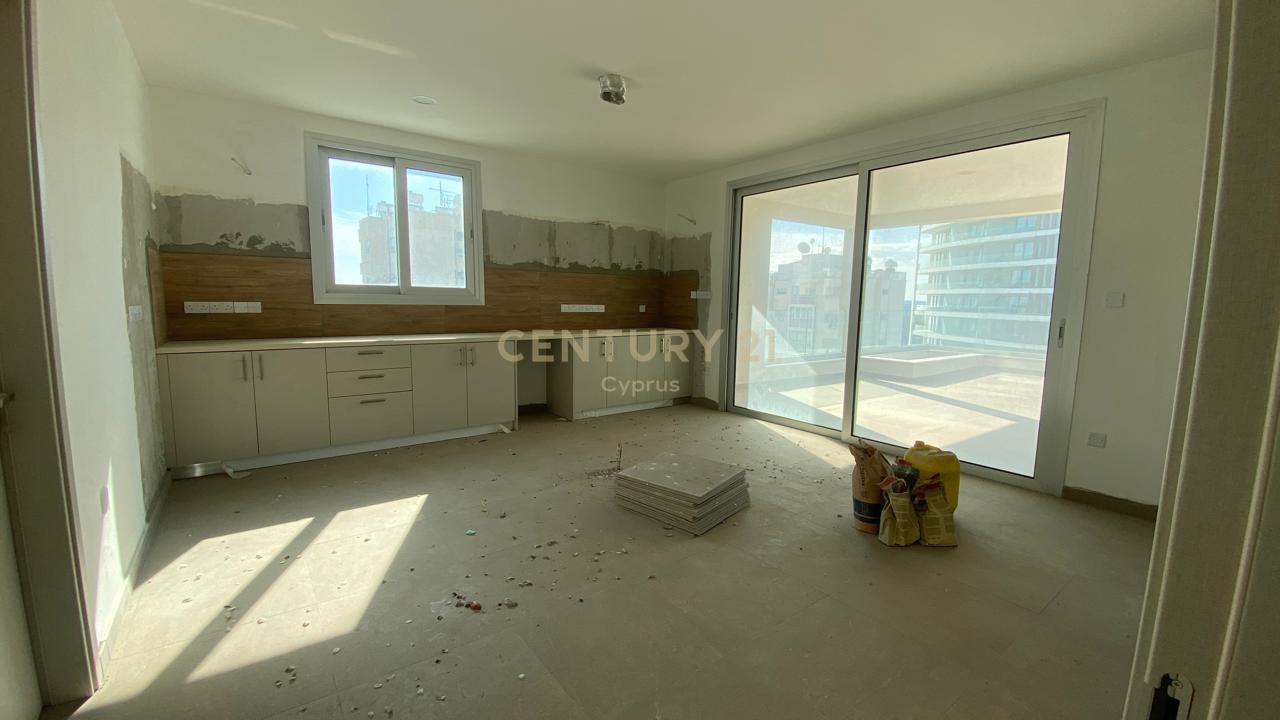 3 dormitorios Apartamento en Germasogeia, Limassol, Chipre No. 54210