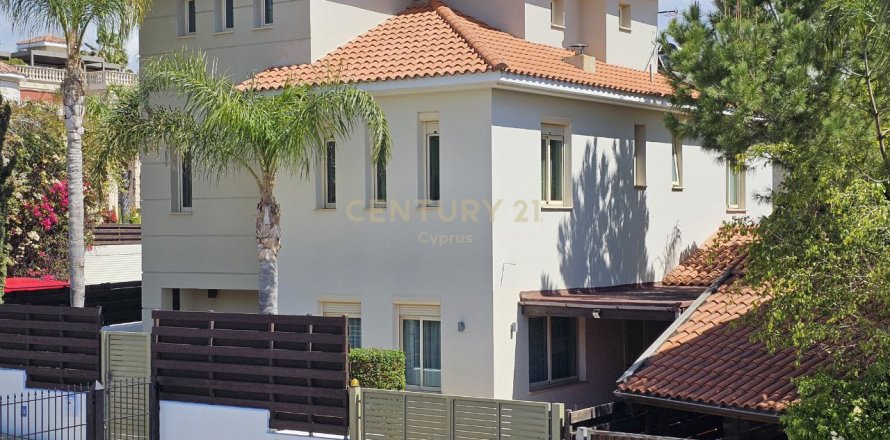 5 chambres Villa à Pyrgos, Limassol, No. 54212