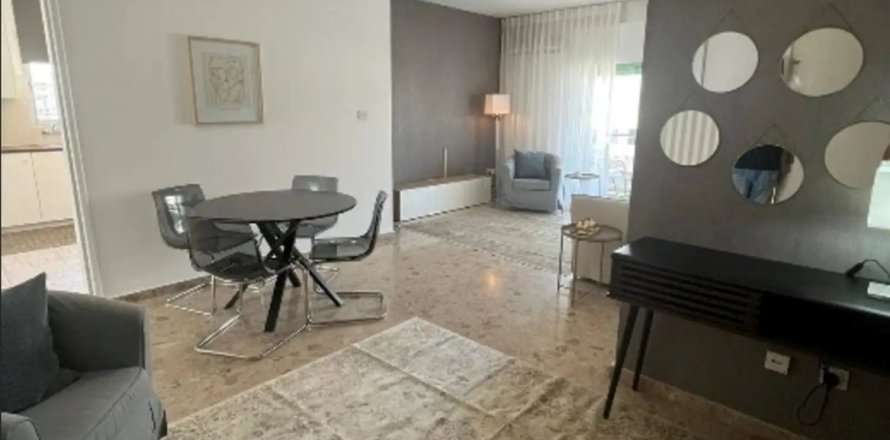 Квартира с 3 спальнями в Лимассол, Лимасол,  № 47331