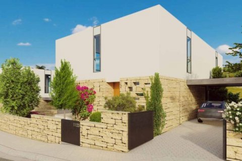 3 bedrooms Villa in Paphos,  No. 38847