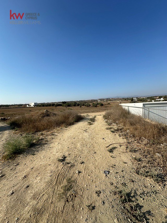 658m2 Terrain à Agios Nikolaos, Paphos, Chypre No. 40075