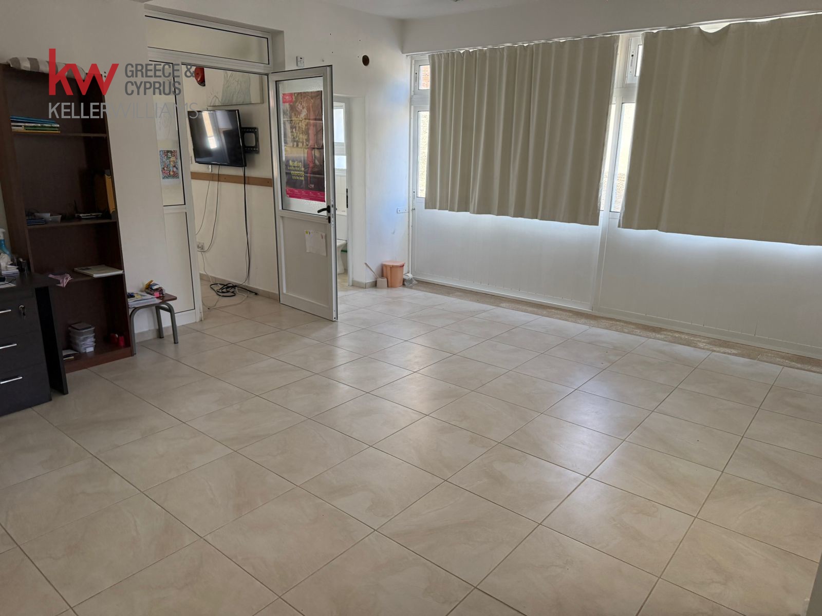 8 habitaciones Oficina en Limassol, Chipre No. 40077