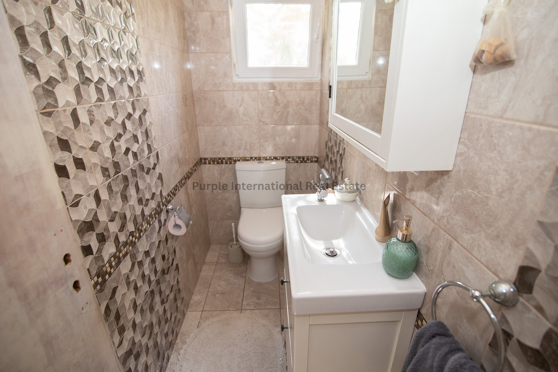 3 bedrooms Bungalow in Meneou, Larnaka, Cyprus No. 39095