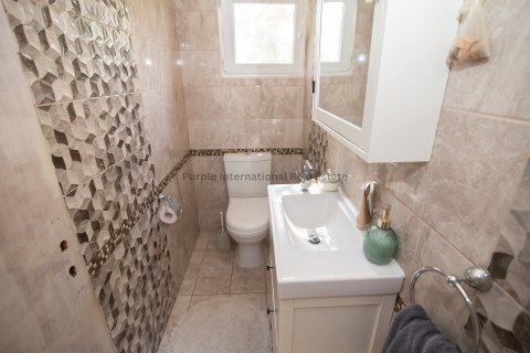 3 bedrooms Bungalow in Meneou, Larnaka,  No. 39095 11