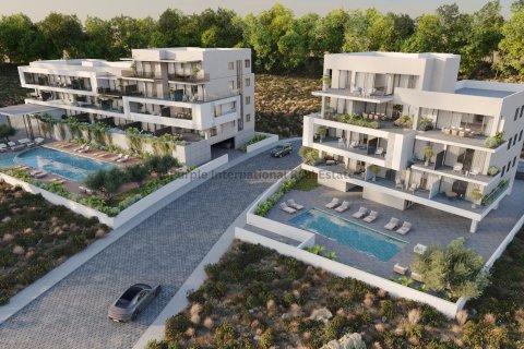 2 bedrooms Apartment in Paphos, Cyprus No. 37676 2