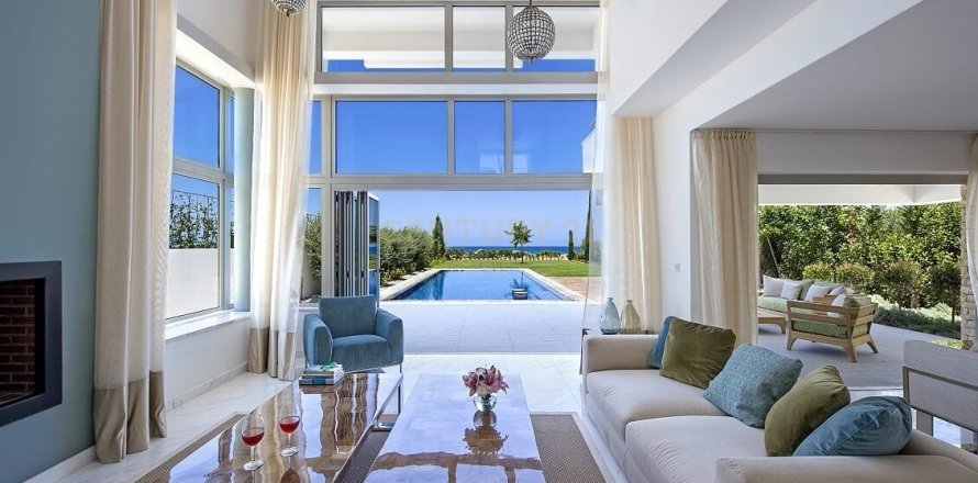 5 dormitorios Villa en Neo Chorio, Paphos,  No. 55610