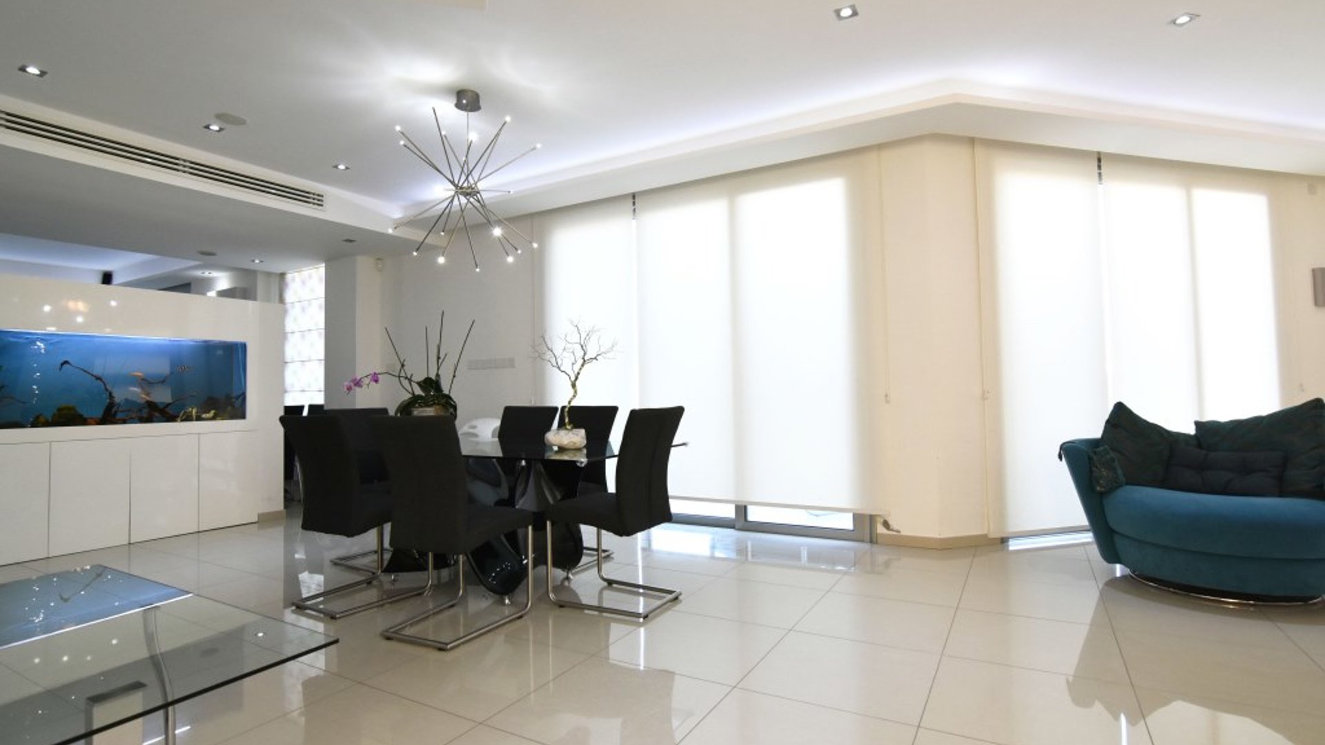4 bedrooms Villa in Limassol, Cyprus No. 25713