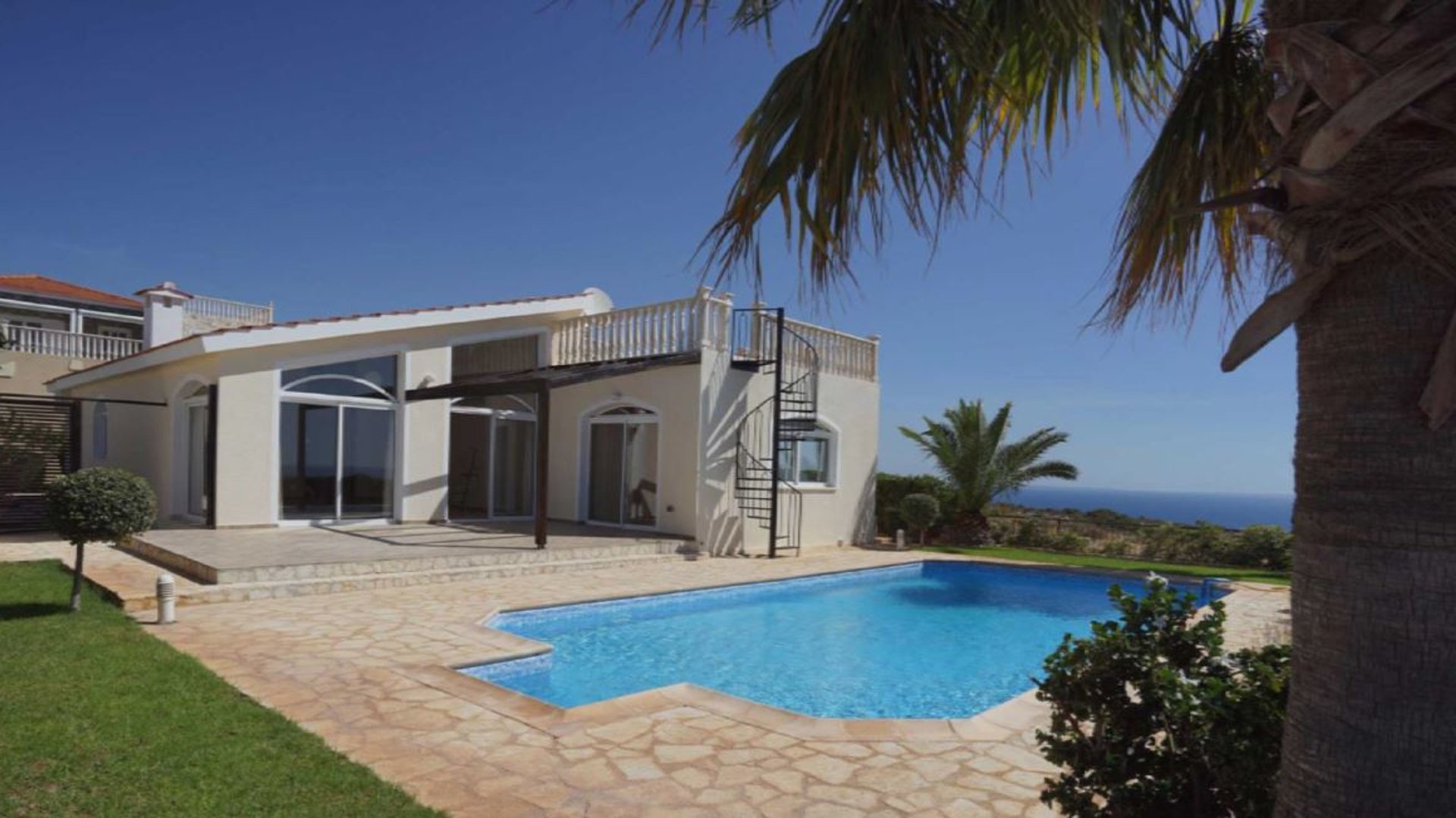 3 bedrooms Villa in Pissouri, Limassol, Cyprus No. 25714