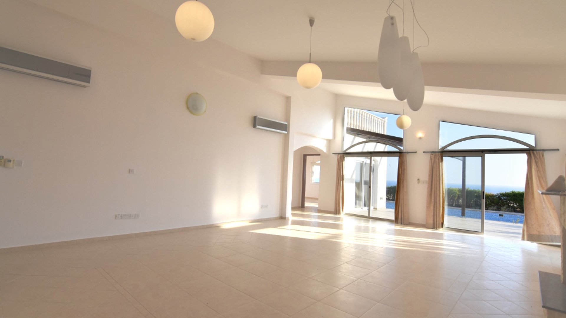 3 bedrooms Villa in Pissouri, Limassol, Cyprus No. 25714