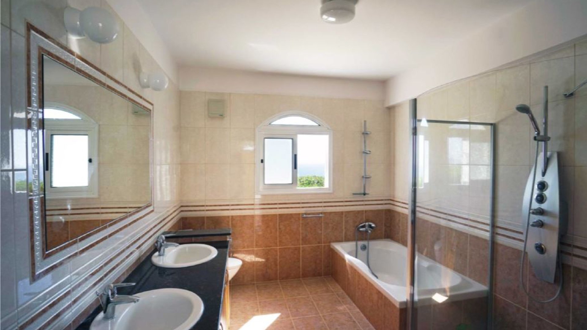 3 bedrooms Villa in Pissouri, Limassol, Cyprus No. 25714