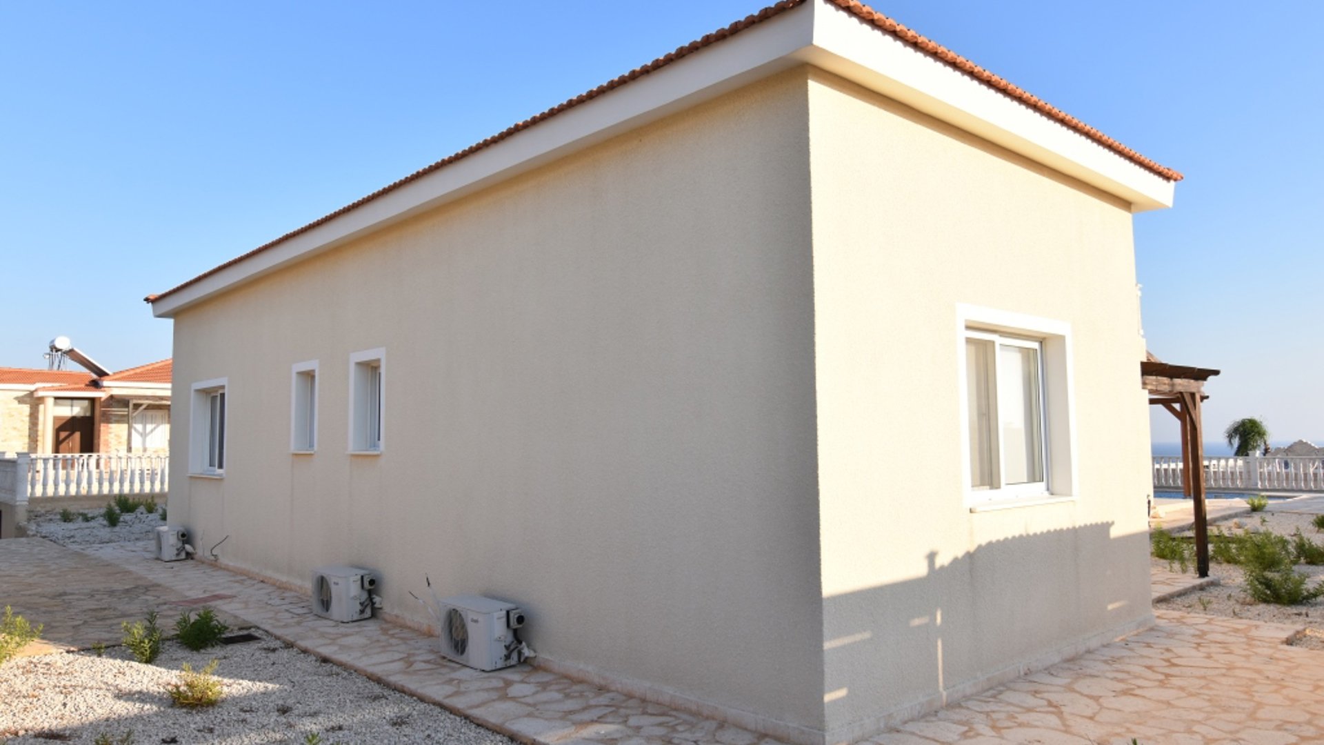 3 bedrooms Villa in Pissouri, Limassol, Cyprus No. 25715