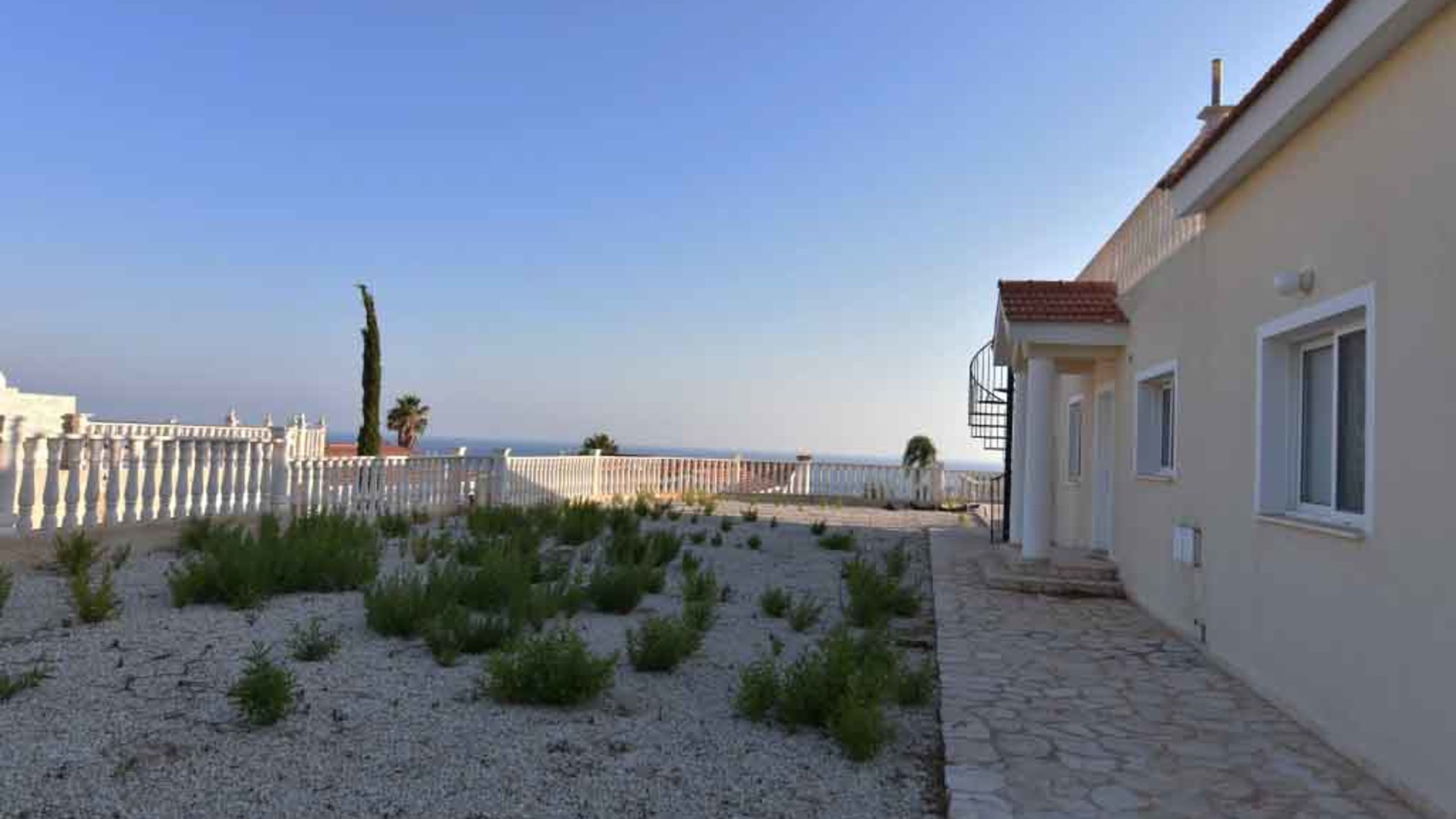 3 bedrooms Villa in Pissouri, Limassol, Cyprus No. 25715