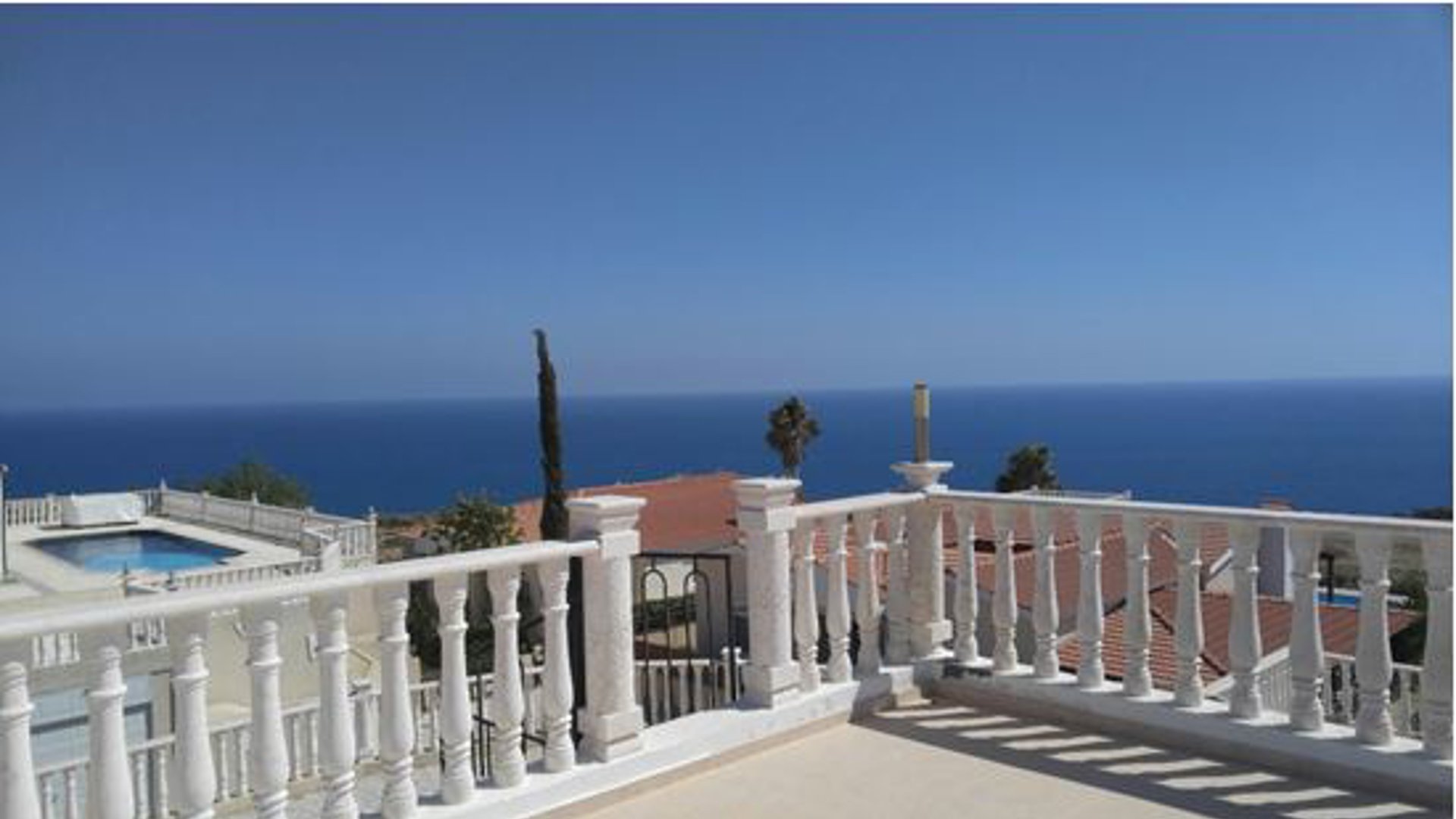3 bedrooms Villa in Pissouri, Limassol, Cyprus No. 25715