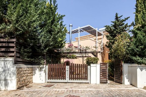 3 bedrooms Villa in Limassol, Cyprus No. 25742