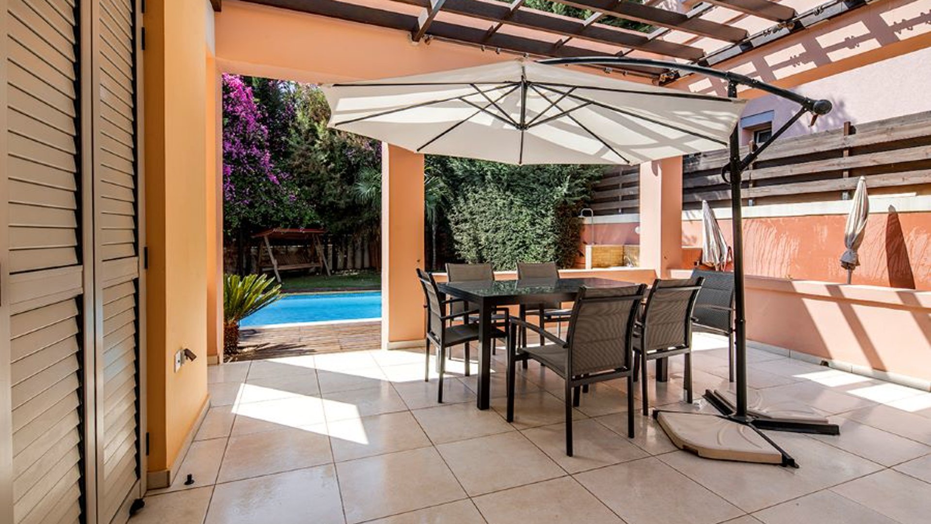 3 bedrooms Villa in Limassol, Cyprus No. 25742