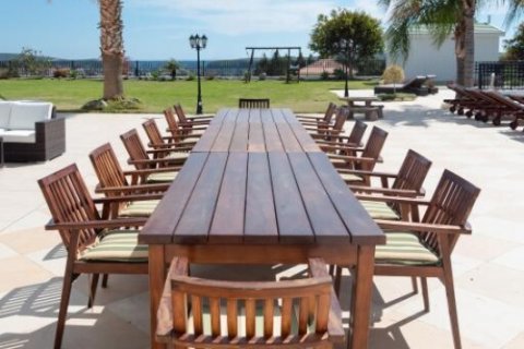 7 bedrooms Villa in Limassol, No. 38705 10