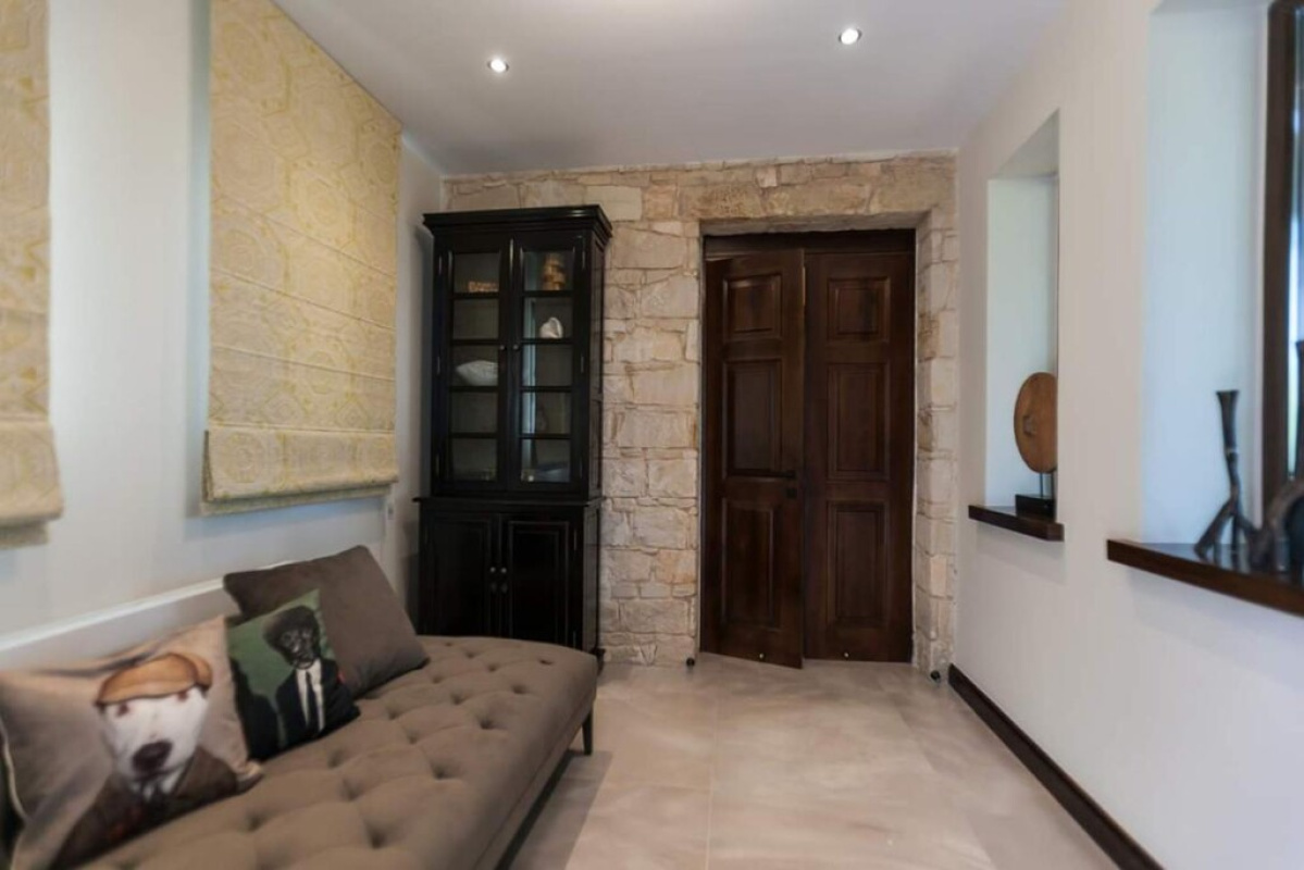 4 bedrooms Villa in Paphos, Cyprus No. 38706
