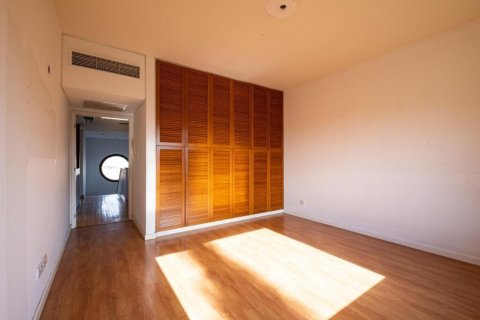 372m2 Villa in Nicosia,  No. 37918 9