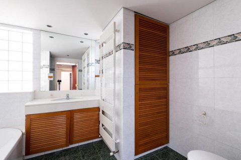 372m2 Villa in Nicosia,  No. 37918 14