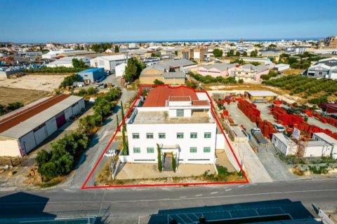 1308m2 Commercial property in Larnaca, Larnaka, No. 37919