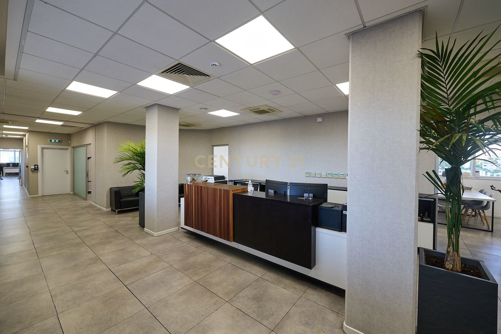 1710m2 Office in Limassol, Cyprus No. 55566