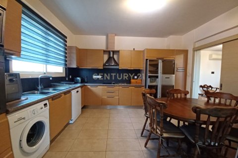 3 dormitorios Apartamento en Limassol,  No. 55504 4