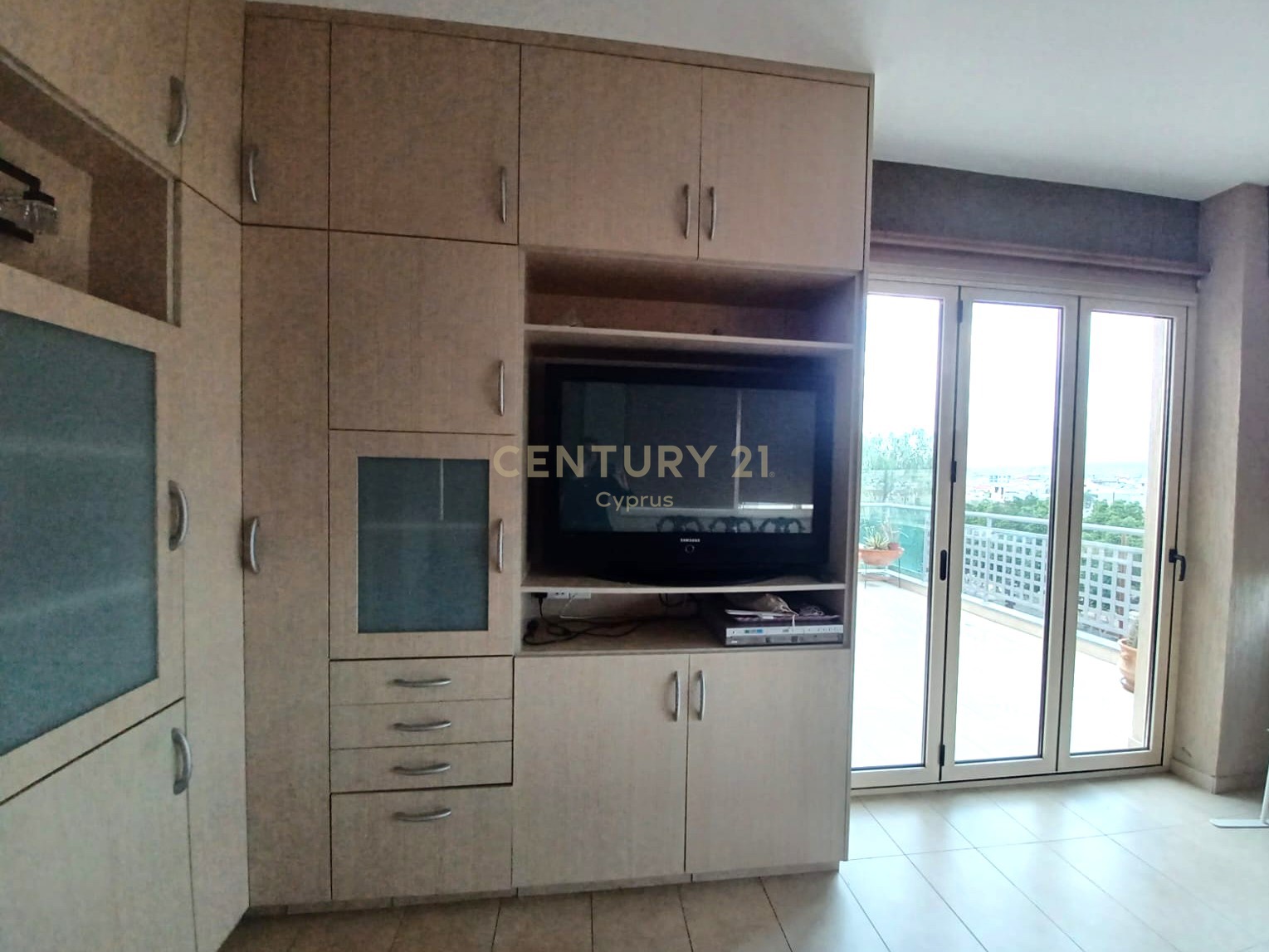 3 bedrooms Apartment in Limassol, Cyprus No. 55504