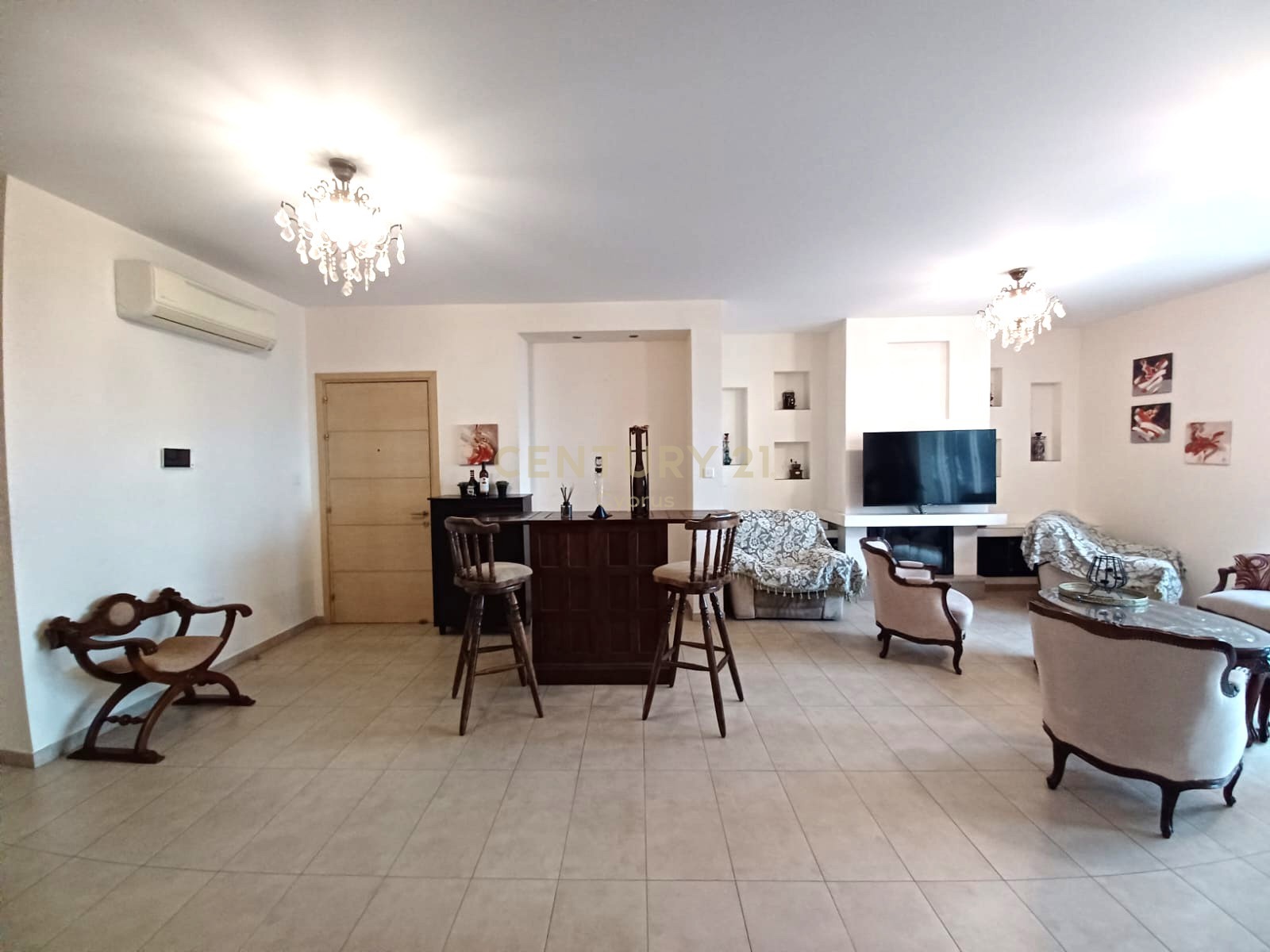 3 bedrooms Apartment in Limassol, Cyprus No. 55504