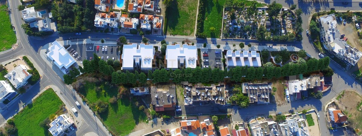 3 dormitorios Apartamento en Paphos, Chipre No. 55501