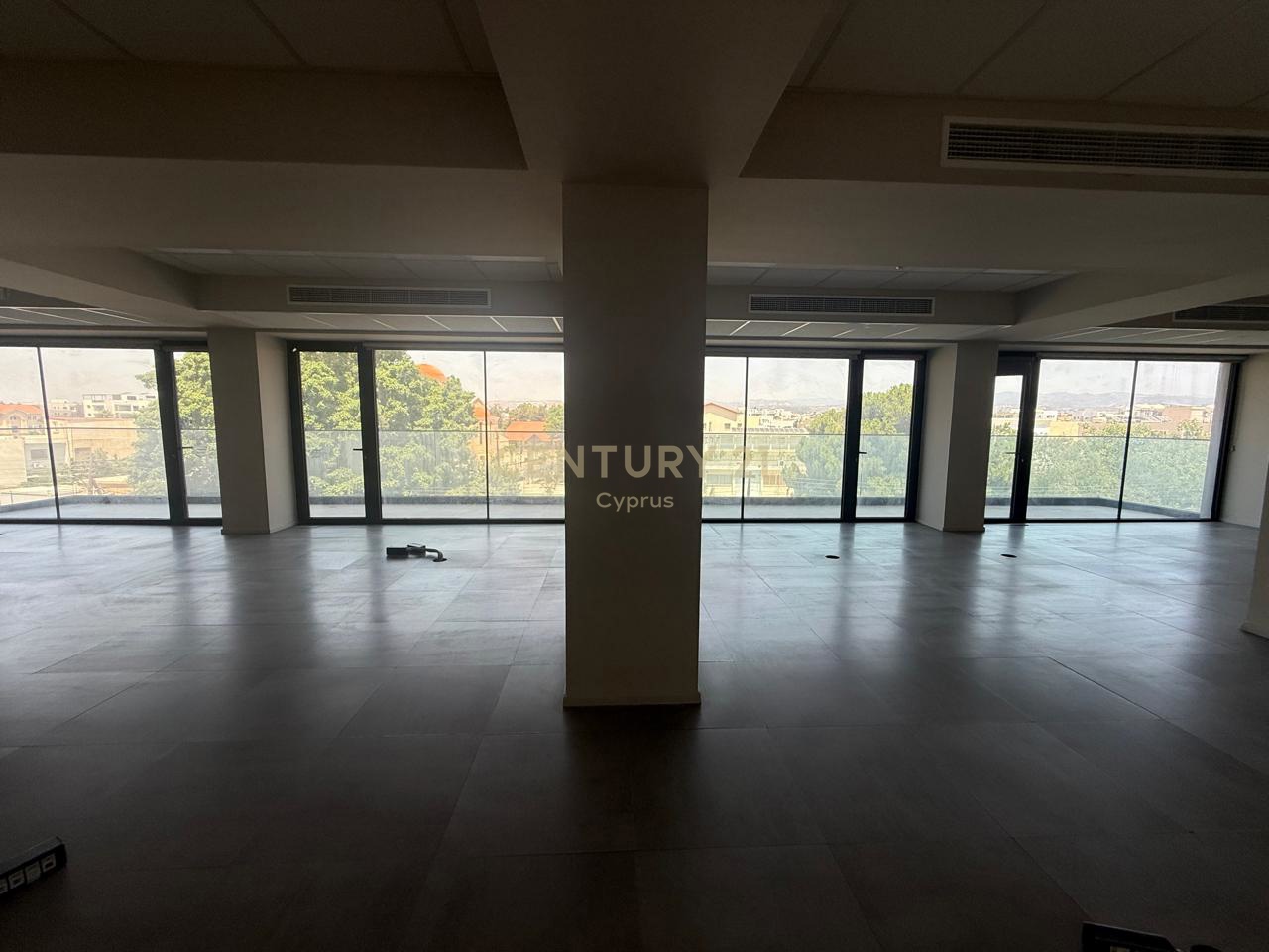 550m2 Office in Zakaki, Limassol, Cyprus No. 55765