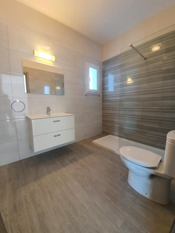 3 bedrooms Apartment in Limassol, Cyprus No. 38609