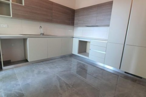 3 dormitorios Apartamento en Limassol,  No. 38609 2
