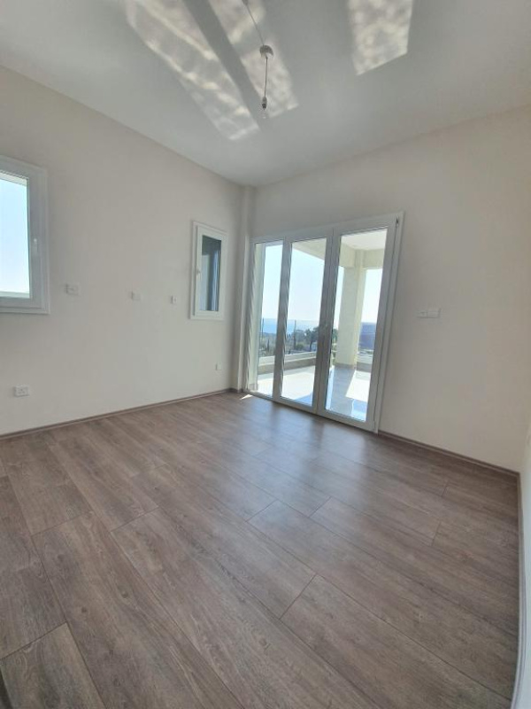 3 bedrooms Apartment in Limassol, Cyprus No. 38609