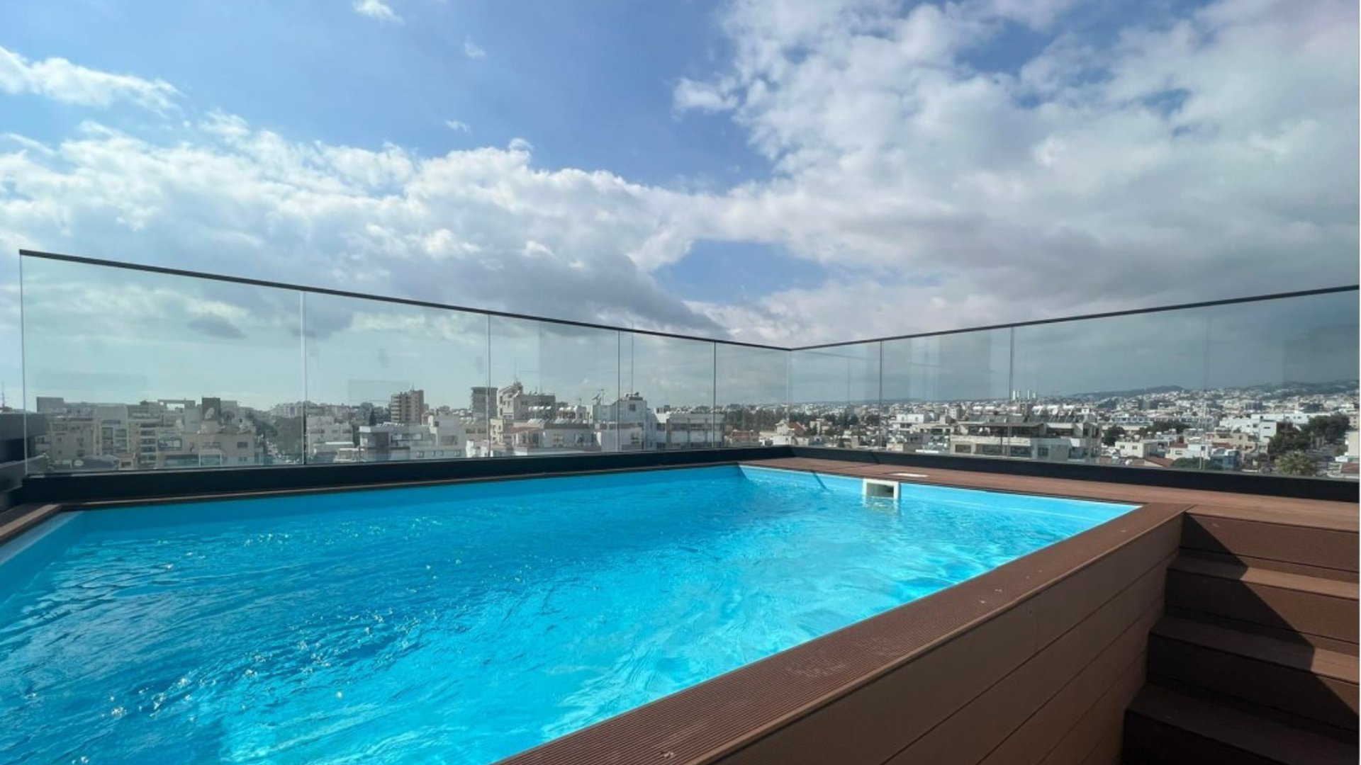 3 bedrooms Penthouse in Neapolis, Limassol, Cyprus No. 30182