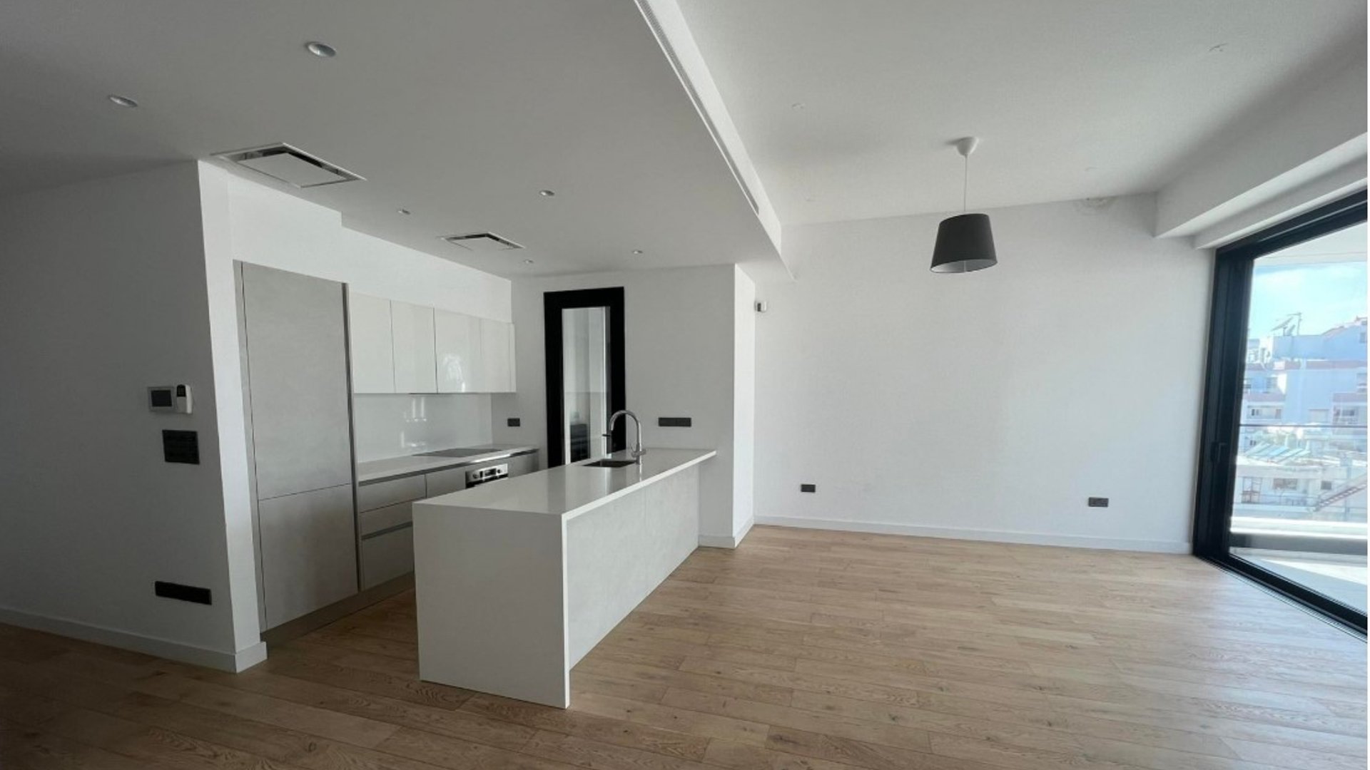 3 bedrooms Penthouse in Neapolis, Limassol, Cyprus No. 30182
