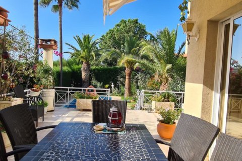 3 chambres Villa à Kalogiroi, Germasogeia, Limassol,  No. 49642 8