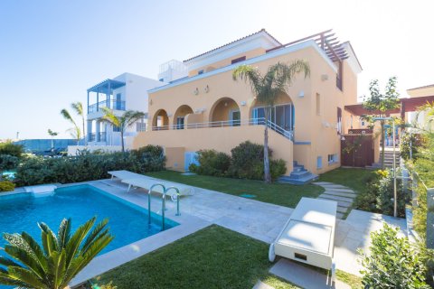 3 chambres Villa à Limassol,  No. 49645