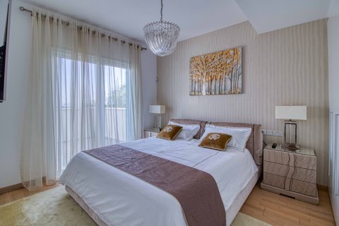 3 bedrooms Villa in Limassol,  No. 49644 9