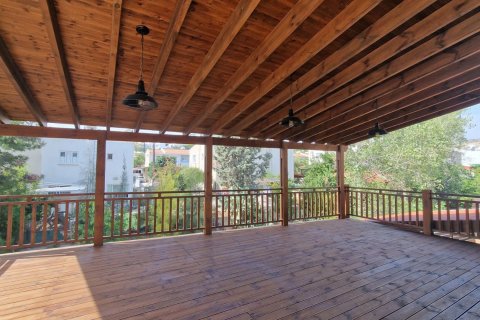 5 bedrooms Villa in Limassol, Cyprus No. 28917