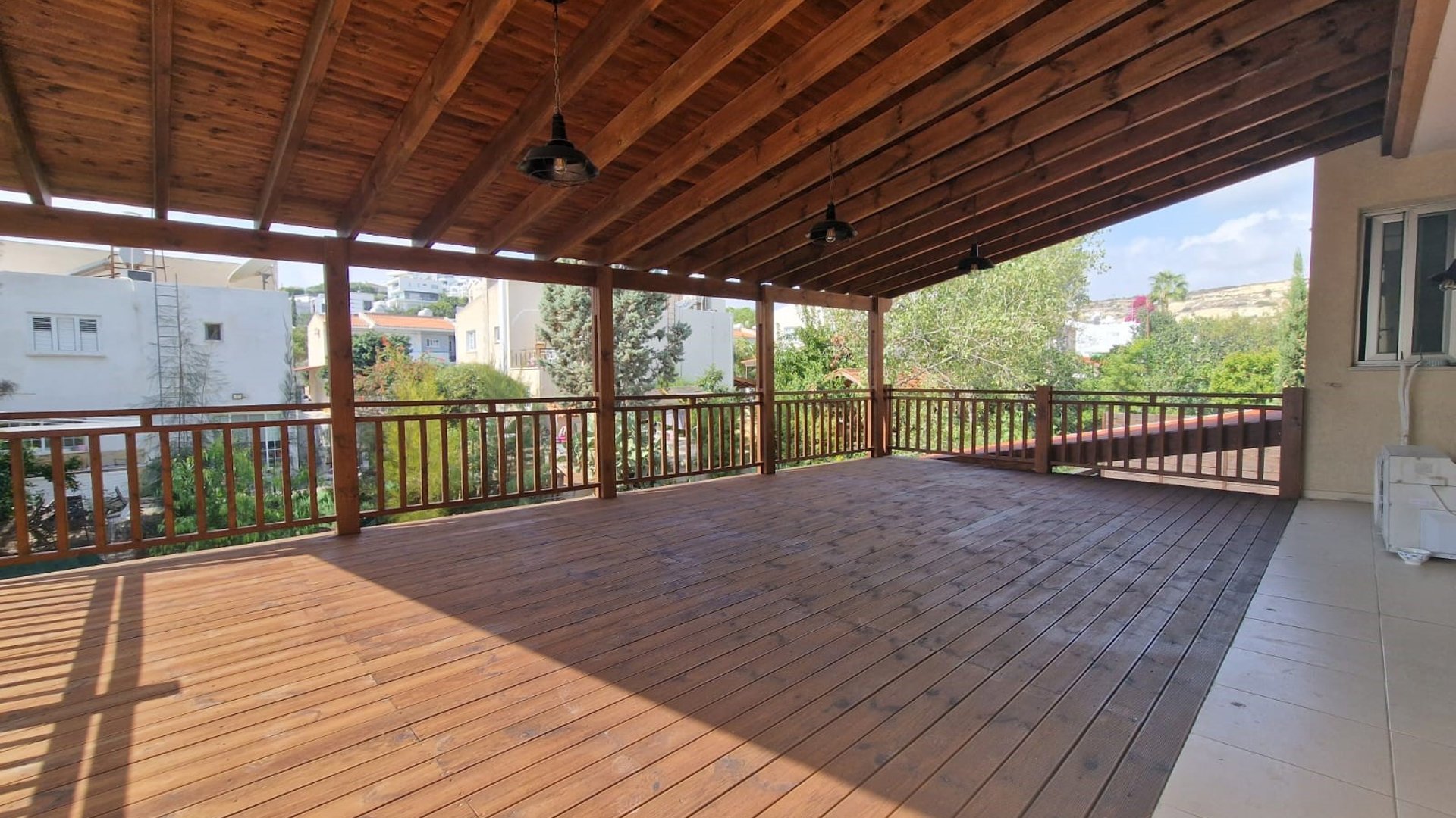 5 bedrooms Villa in Limassol, Cyprus No. 28917