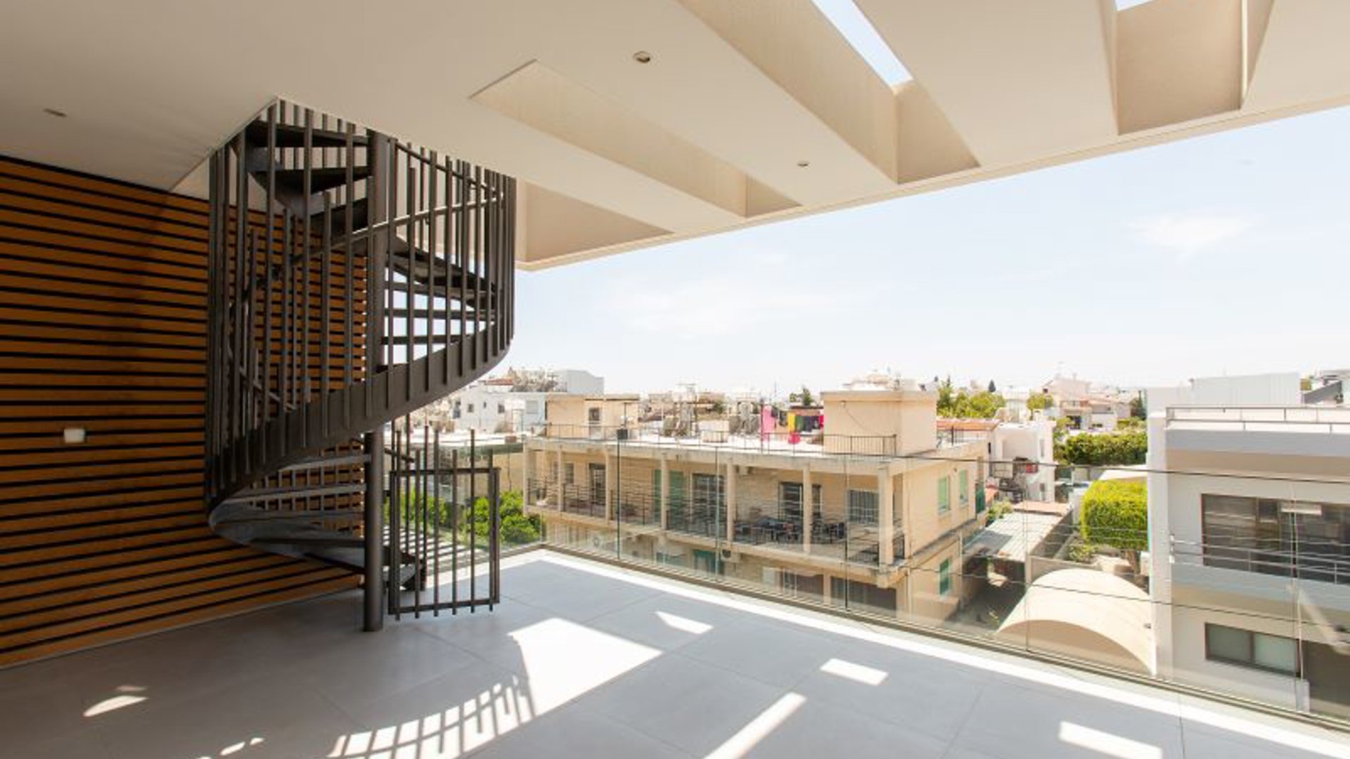 3 bedrooms Penthouse in Limassol, Cyprus No. 28916