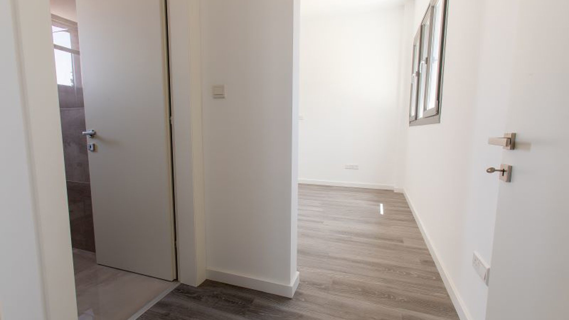 3 bedrooms Penthouse in Limassol, Cyprus No. 28916