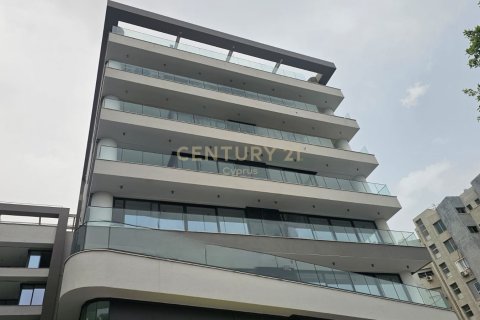 Офис 680м2 в Лимассол, Лимасол, № 53728