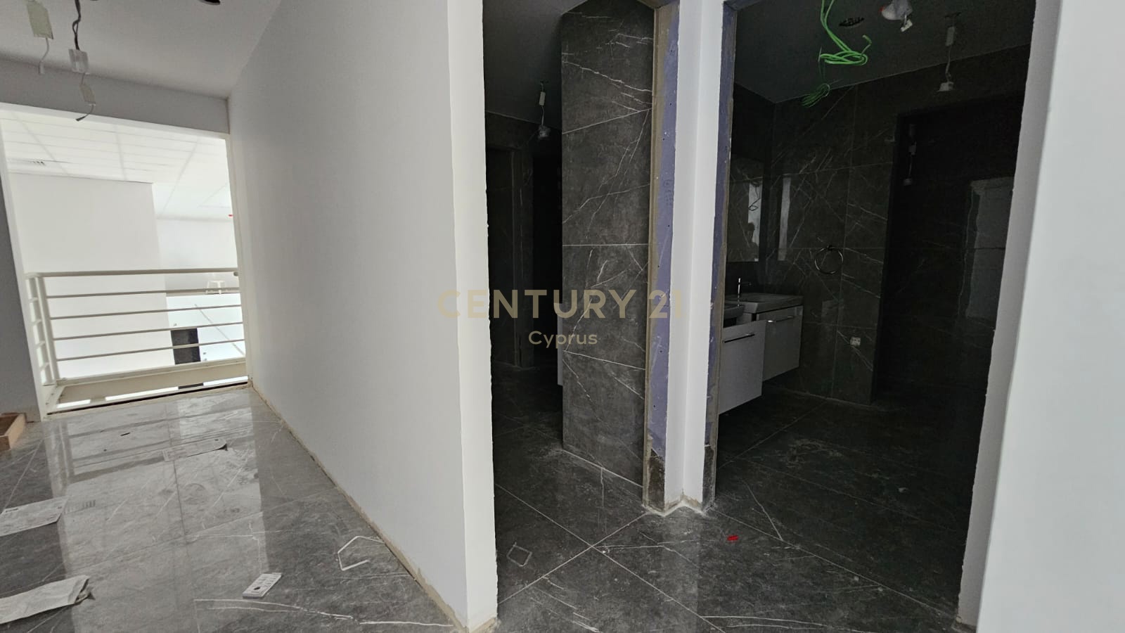 680m2 Office in Limassol, Cyprus No. 53728