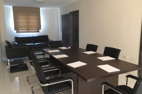 126m2 Local comercial en Limassol,  No. 38480 2